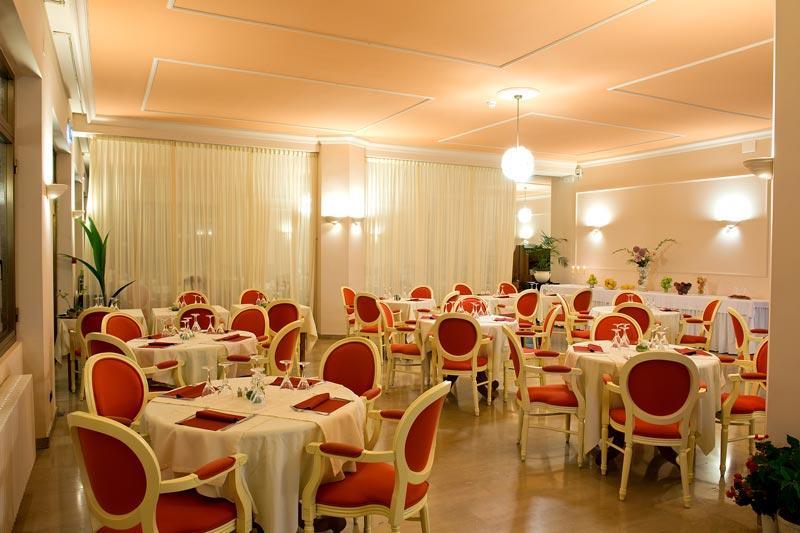Hotel Europa Порлецца Экстерьер фото